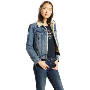 NWOT Levi’s Denim Sherpa Jacket - dark navy - M